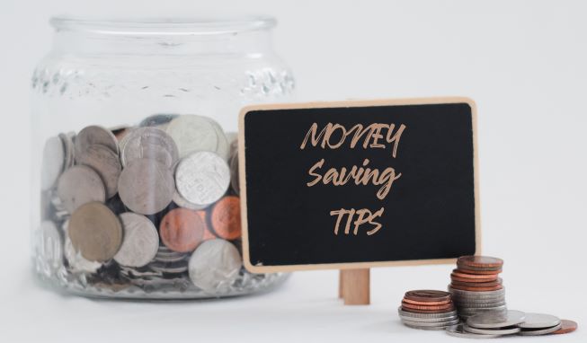 Simple, everyday money saving tips Image